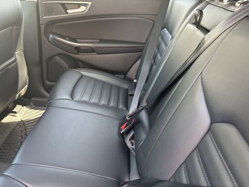 Used 2024 Ford Edge SEL image 26