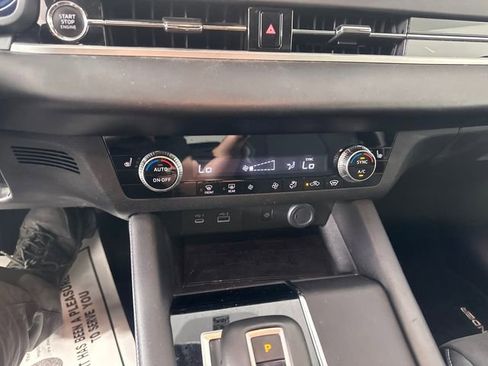 Used 2022 Mitsubishi Outlander SE AWD/4WD image 30