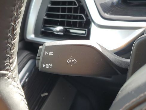 Certified 2024 BMW X6 xDrive40i w/ Premium Package image 15