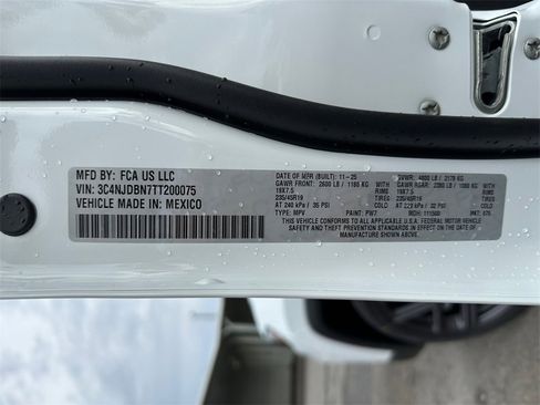 New 2026 Jeep Compass Latitude image 30