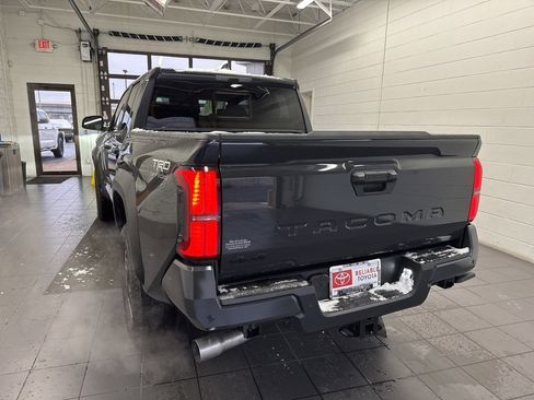 New 2025 Toyota Tacoma TRD Off-Road image 6