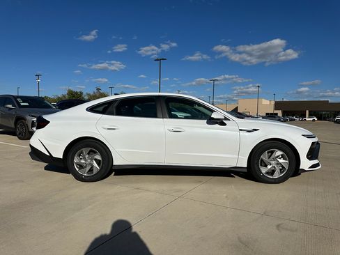 New 2026 Hyundai Sonata SE image 4