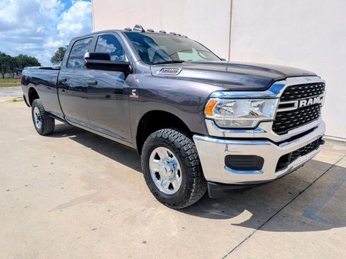 Used 2022 RAM 3500 Lone Star w/ Snow Chief Group image 3