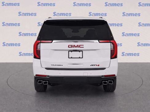 Used 2025 GMC Yukon AT4 w/ AT4 Premium Plus Package AWD/4WD image 6