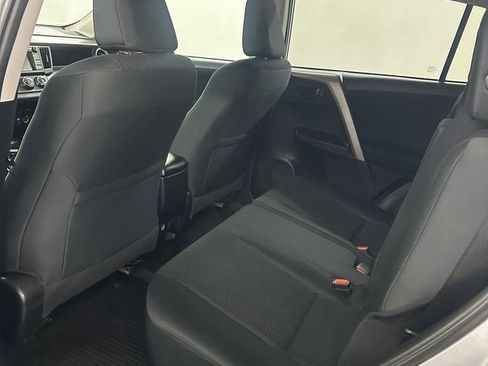 Used 2016 Toyota RAV4 LE AWD/4WD image 25