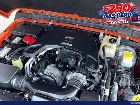 Used 2018 Jeep Wrangler Unlimited Rubicon w/ Safety Group AWD/4WD image 31