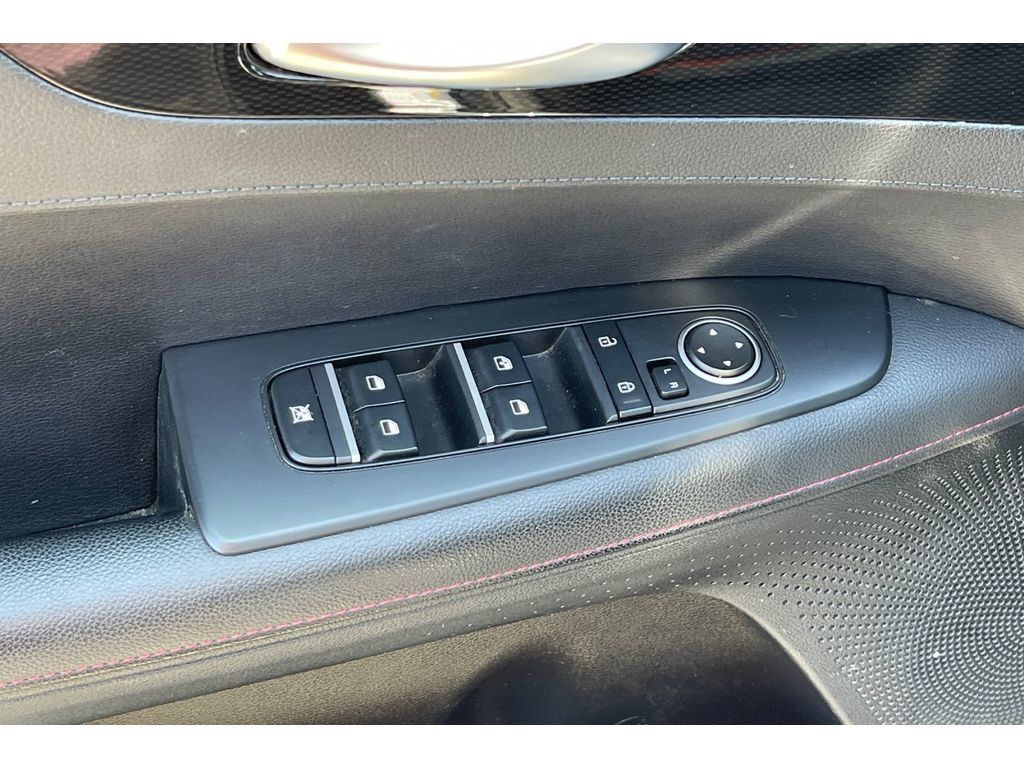Used 2022 Kia Forte GT FWD image 13