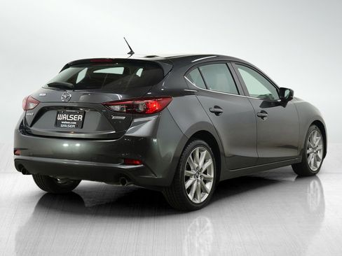 Used 2017 MAZDA MAZDA3 Touring FWD image 5