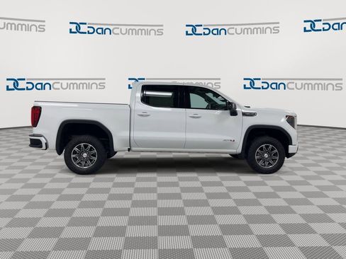 Used 2025 GMC Sierra 1500 AT4 AWD/4WD image 9