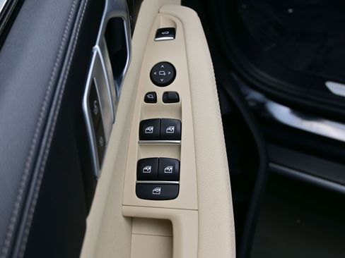 Used 2021 BMW X5 xDrive40i w/ Convenience Package AWD/4WD image 10