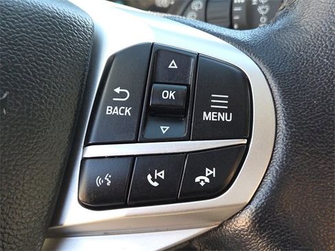 Used 2022 Ford Explorer XLT w/ Equipment Group 202A image 25