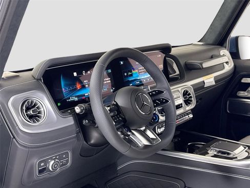 Used 2026 Mercedes-Benz G 63 AMG AMG G 63 image 16