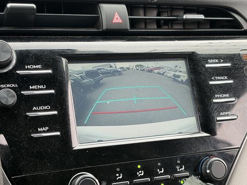 Certified 2019 Toyota Camry LE FWD image 7