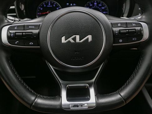Used 2023 Kia K5 GT FWD image 35