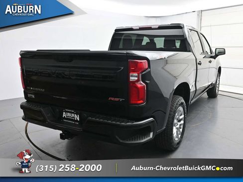 Used 2023 Chevrolet Silverado 1500 RST AWD/4WD image 15
