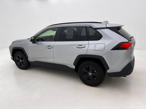 Used 2023 Toyota RAV4 XLE w/ Convenience Package AWD/4WD image 10
