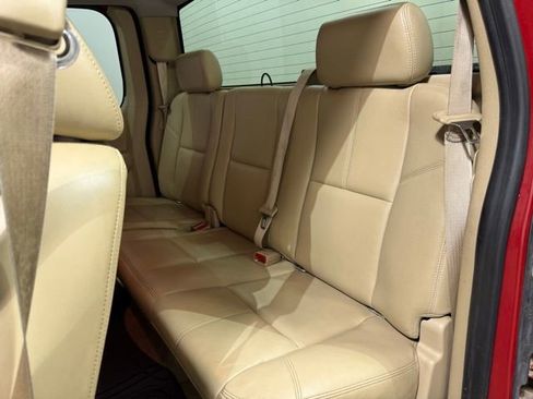 Used 2010 GMC Sierra 1500 SLT w/ SLT Convenience Package AWD/4WD image 23