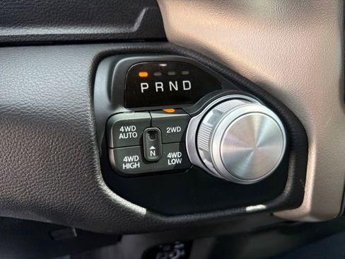 Used 2019 RAM 1500 Laramie AWD/4WD image 21