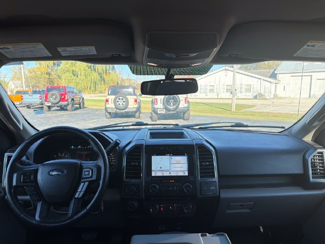 Used 2018 Ford F150 XLT w/ Equipment Group 302A Luxury AWD/4WD image 16