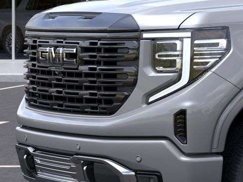 New 2026 GMC Sierra 1500 Denali Ultimate w/ LPO, Black Badging Package AWD/4WD image 13
