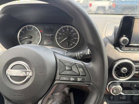 Used 2024 Nissan Sentra S FWD image 19