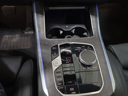 Certified 2025 BMW X5 xDrive40i image 22