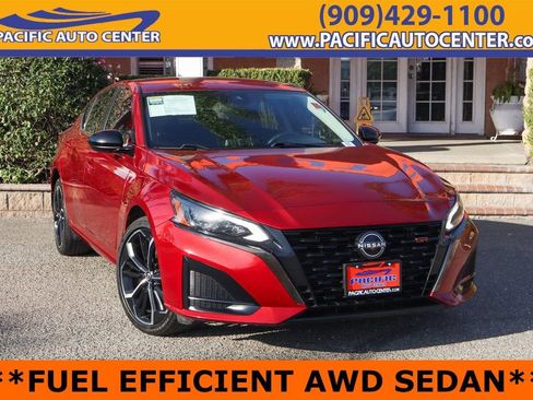 Used 2023 Nissan Altima 2.5 SR image 1
