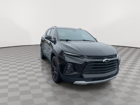 Used 2019 Chevrolet Blazer LT w/ Sound & Technology Package image 3