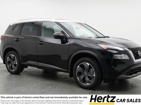 Used 2025 Nissan Rogue SV image 1