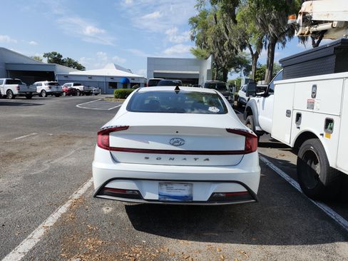 Used 2020 Hyundai Sonata SE w/ Cargo Package FWD image 4