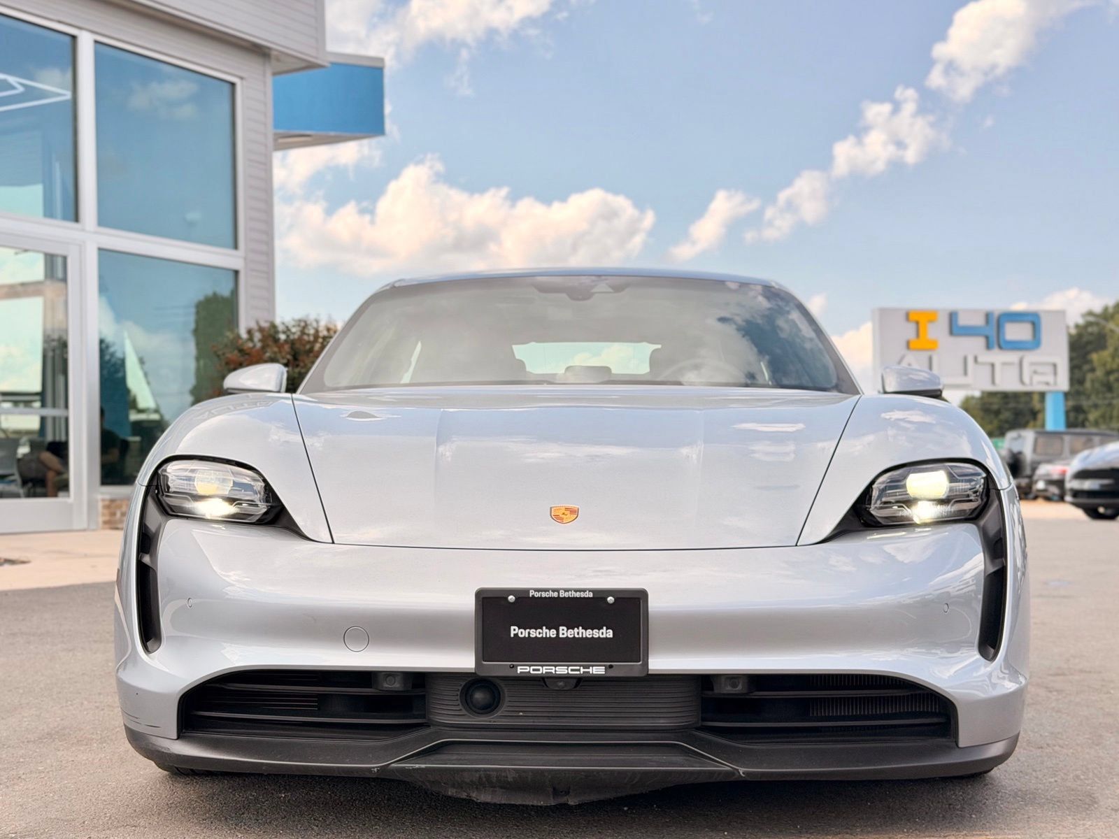 Used 2020 Porsche Taycan 4S w/ Premium Package AWD/4WD image 8