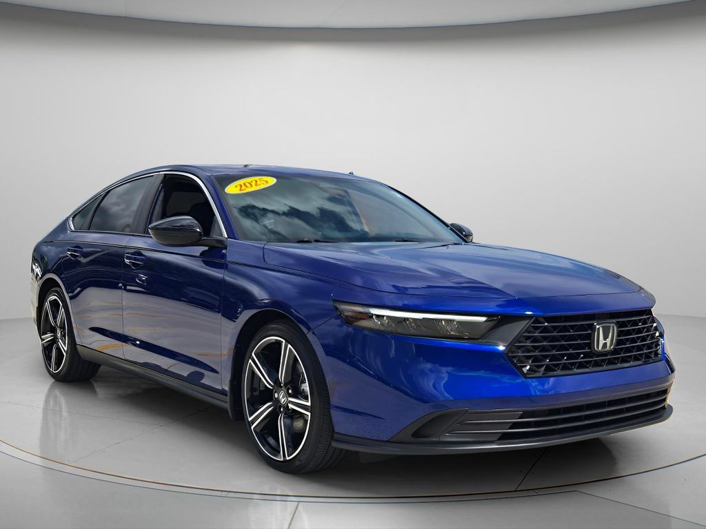 Used 2025 Honda Accord Sport image 8