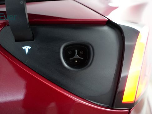 Used 2025 Tesla Model 3 Long Range image 10