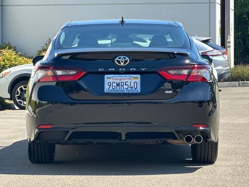 Used 2023 Toyota Camry SE w/ Audio Upgrade Package FWD image 5