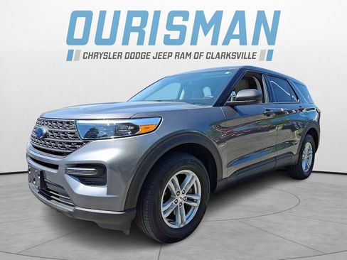 Used 2023 Ford Explorer 4WD image 3