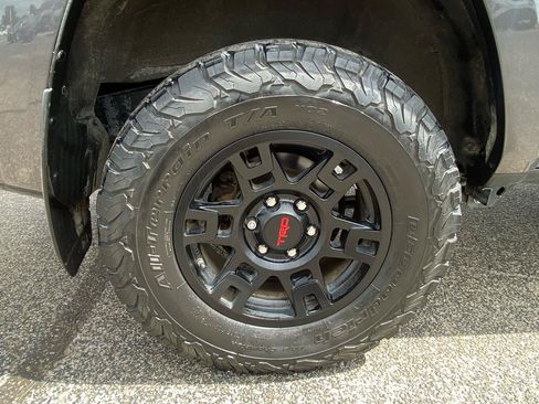 Used 2016 Toyota 4Runner TRD Pro AWD/4WD image 54