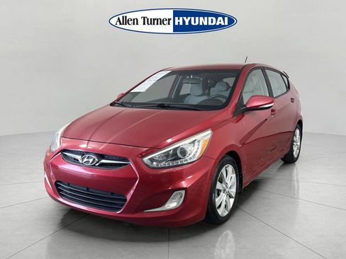 Used 2014 Hyundai Accent SE FWD image 4