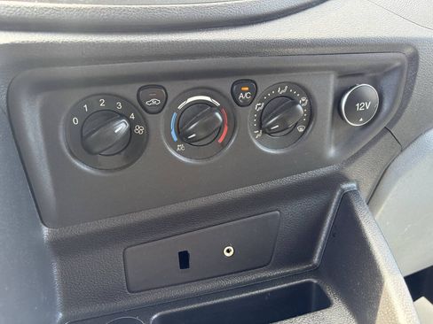 Used 2015 Ford Transit 150 130 Medium Roof RWD image 31