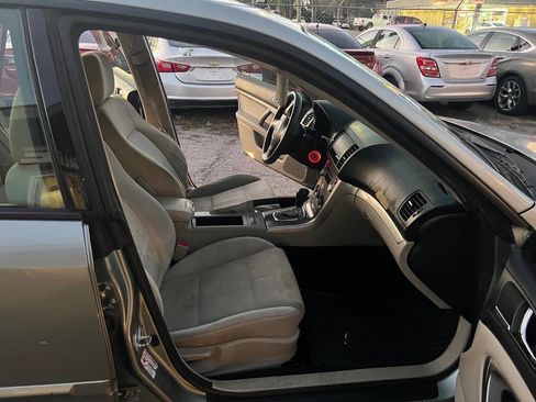 Used 2009 Subaru Outback 2.5i Special Edition image 17