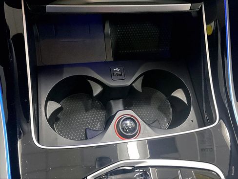 Used 2023 BMW X5 M50i w/ Executive Package image 31