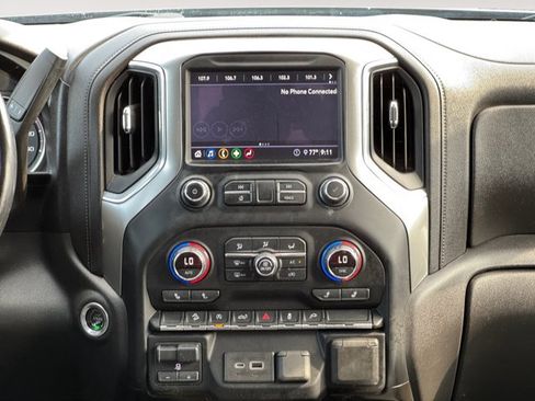 Used 2020 Chevrolet Silverado 1500 RST AWD/4WD image 11