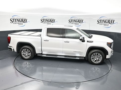 Used 2022 GMC Sierra 1500 Denali AWD/4WD image 25
