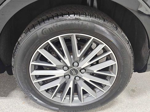 Used 2023 Audi Q3 2.0T Premium w/ Convenience Package image 35