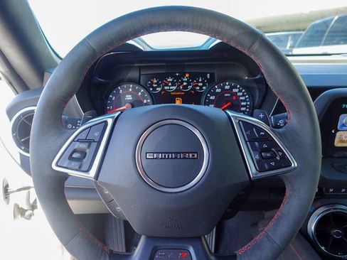 Used 2018 Chevrolet Camaro ZL1 image 14