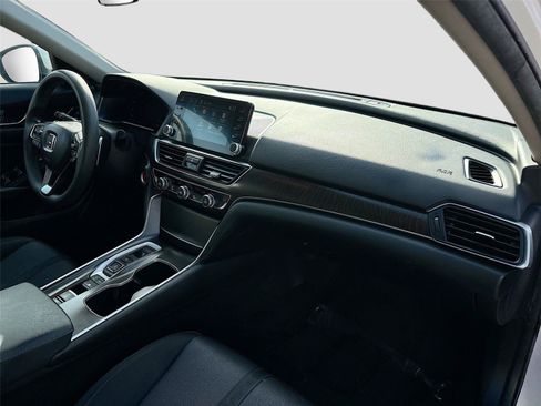 Used 2019 Honda Accord EX image 29