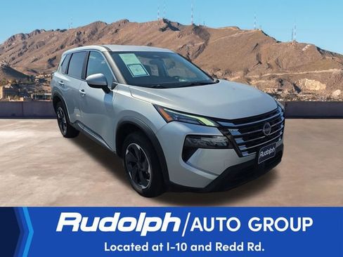 Used 2025 Nissan Rogue SV AWD/4WD image 7