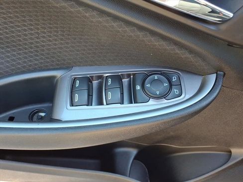 Used 2023 Chevrolet Malibu LT FWD image 23