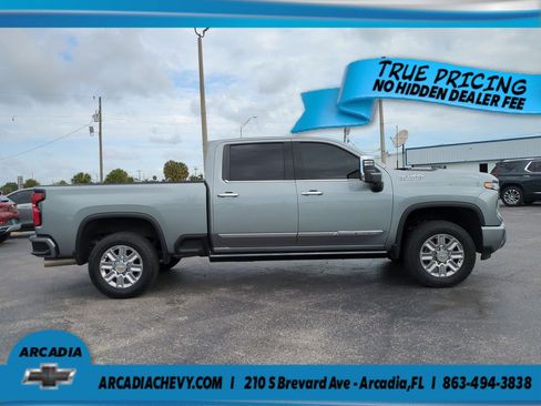 Certified 2024 Chevrolet Silverado 2500 High Country w/ Technology Package AWD/4WD image 3