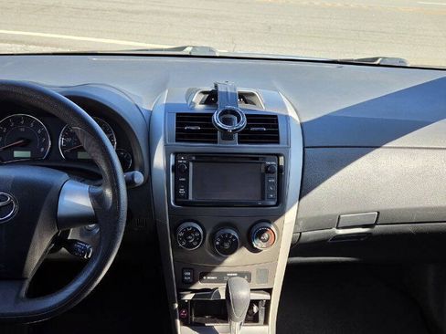 Used 2013 Toyota Corolla S FWD image 15