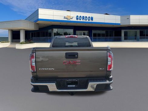 Used 2015 GMC Canyon SLT w/ Driver Alert Package AWD/4WD image 4